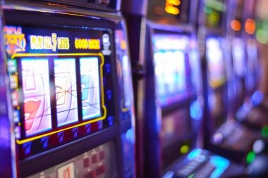 Lucky Twins slot gameplay screen on mantis88 login